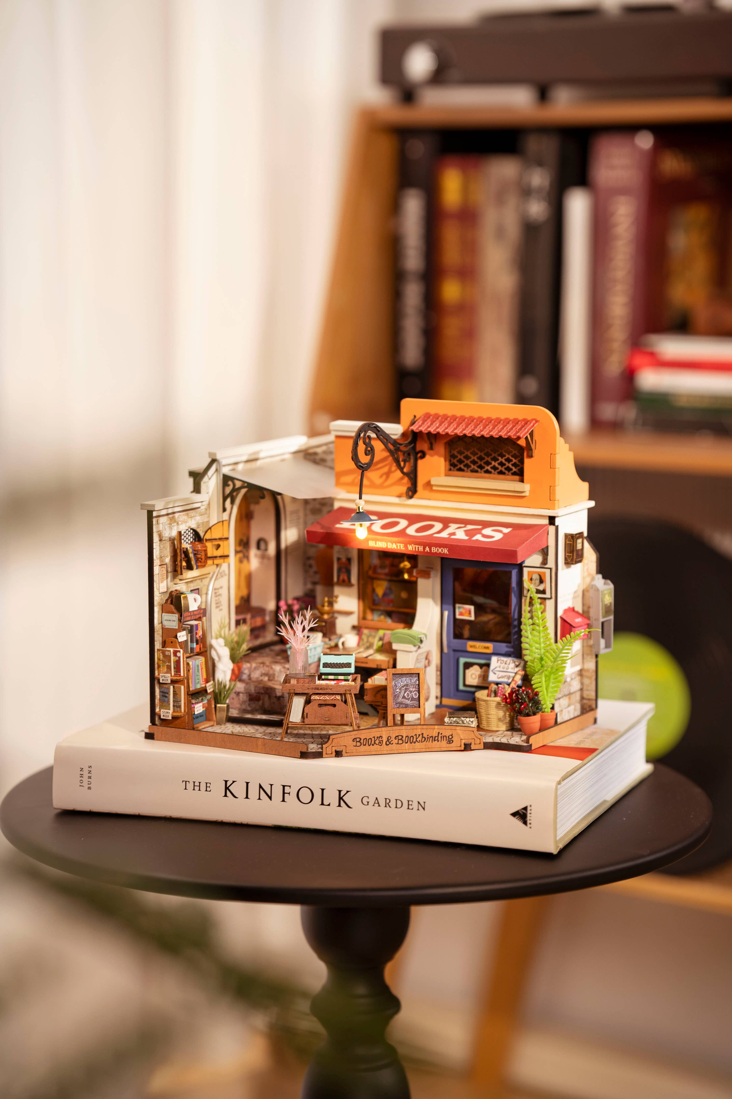 Mini Book House DIY Miniature House Kit: Corner Bookstore – L A V I E D O V E